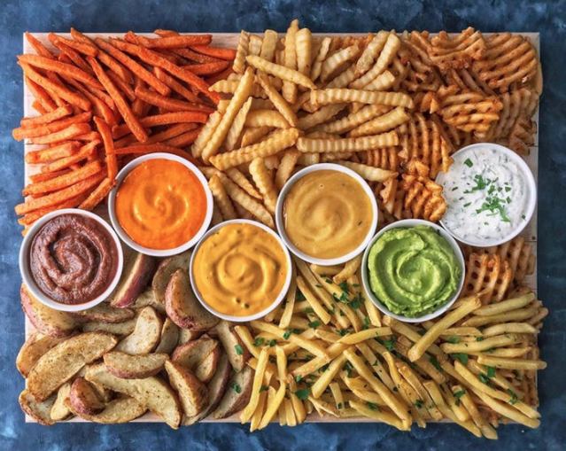 Enhancing the Greatest Comfort Food: How to Make the Ideal French Fry Board with Six Tempting Dips