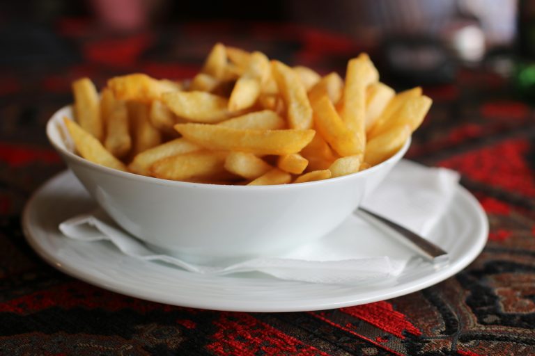 Golden and Crispy: How to Make Perfect Homemade Fries